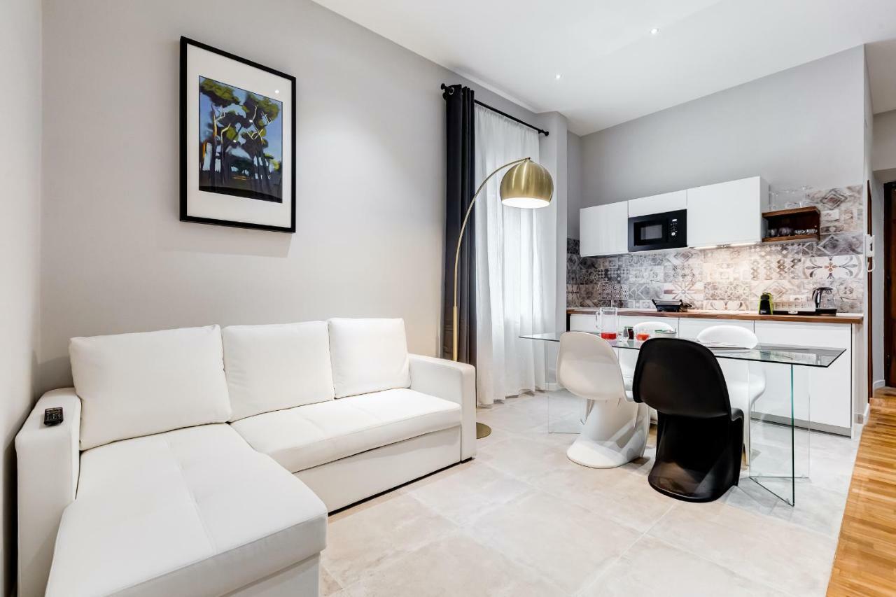 Spanish Steps Exclusive Apartment Рим Екстериор снимка